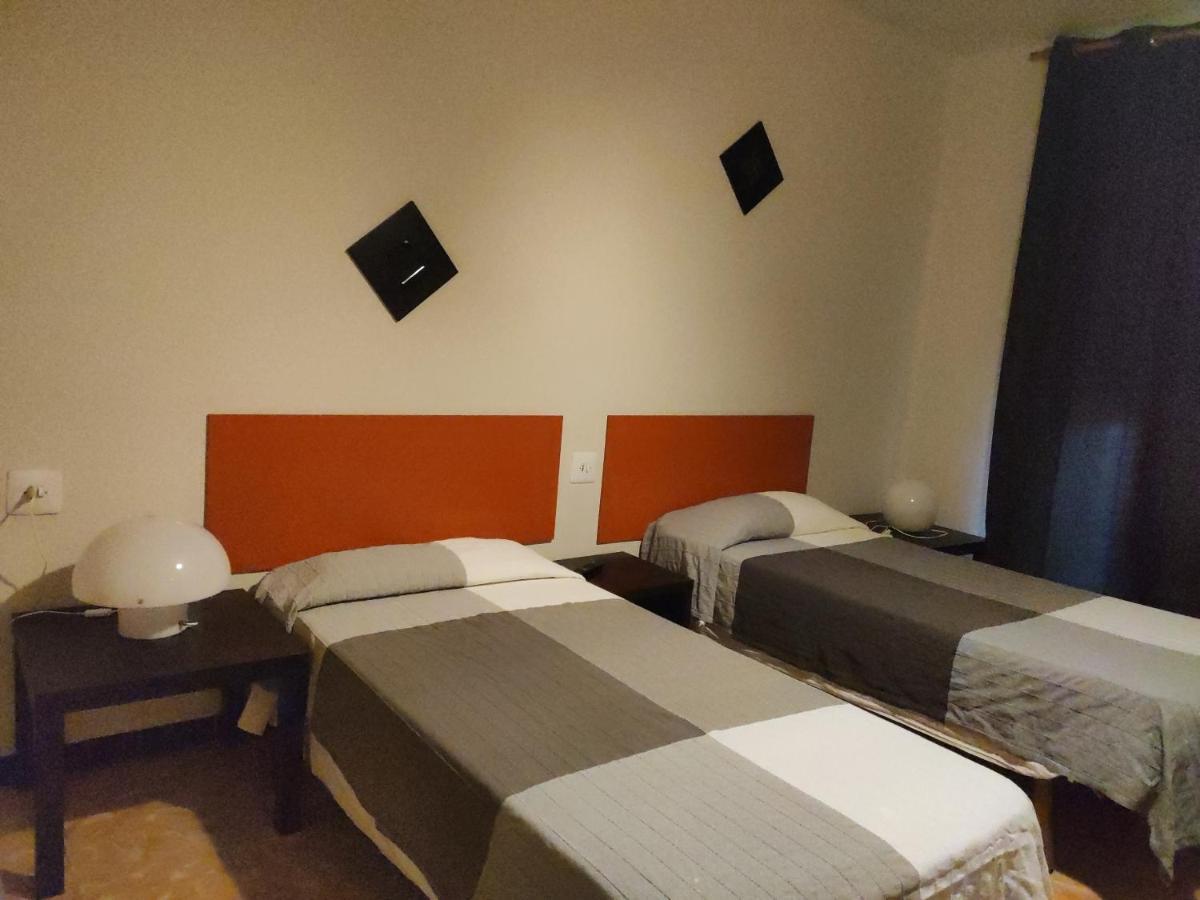 Fonda Ca La Maria Otel Avinyo Dış mekan fotoğraf