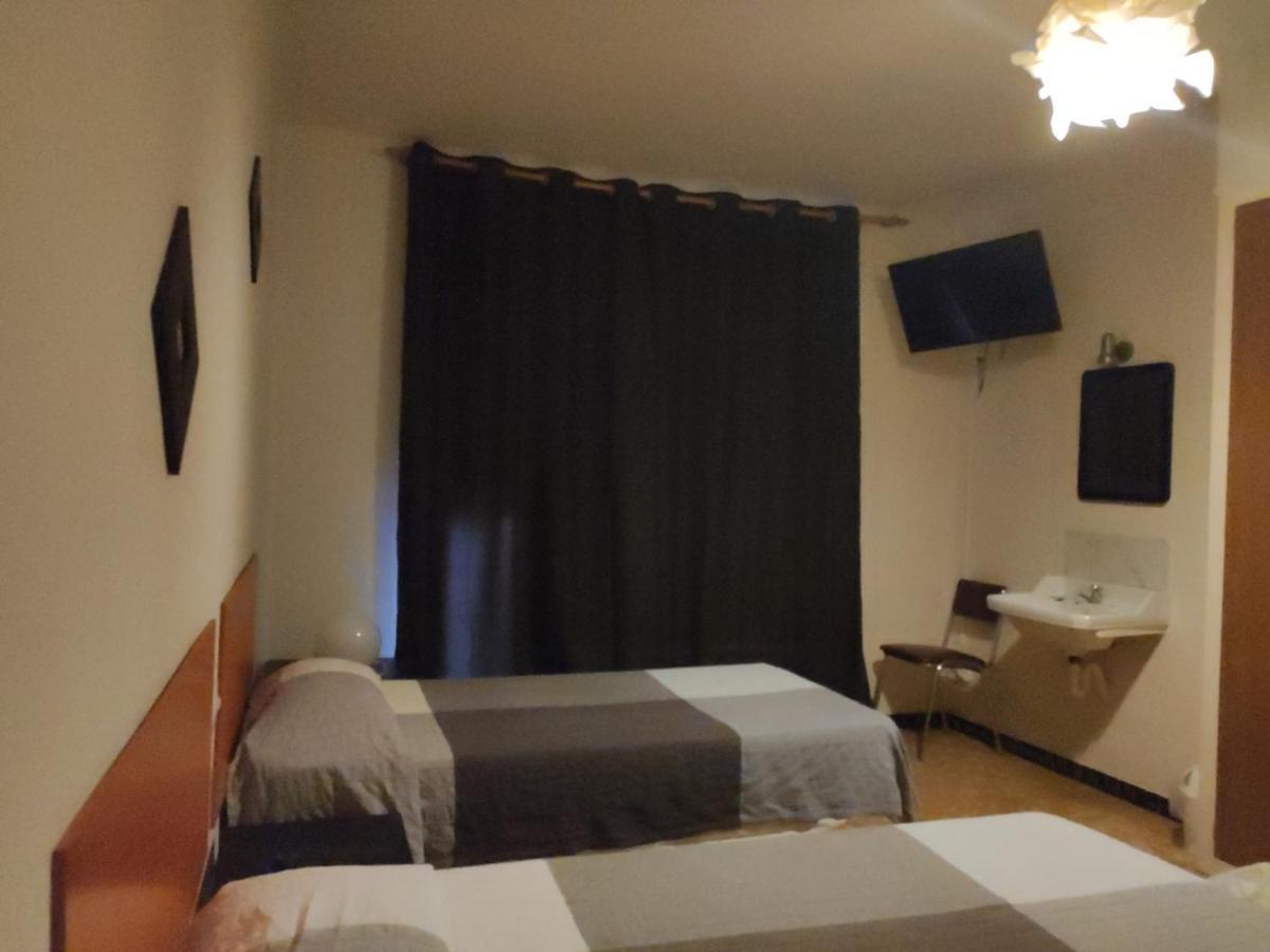 Fonda Ca La Maria Otel Avinyo Dış mekan fotoğraf